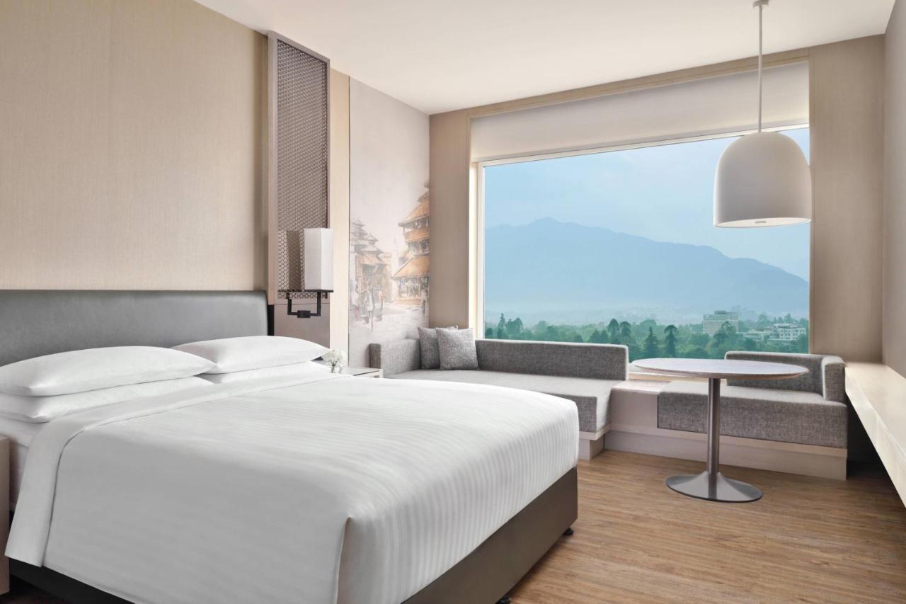 Kathmandu Marriott Hotel Esterno foto